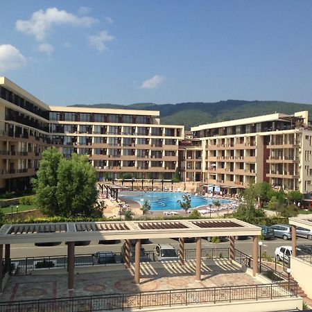 פומורי Luxor Apartments מראה חיצוני תמונה