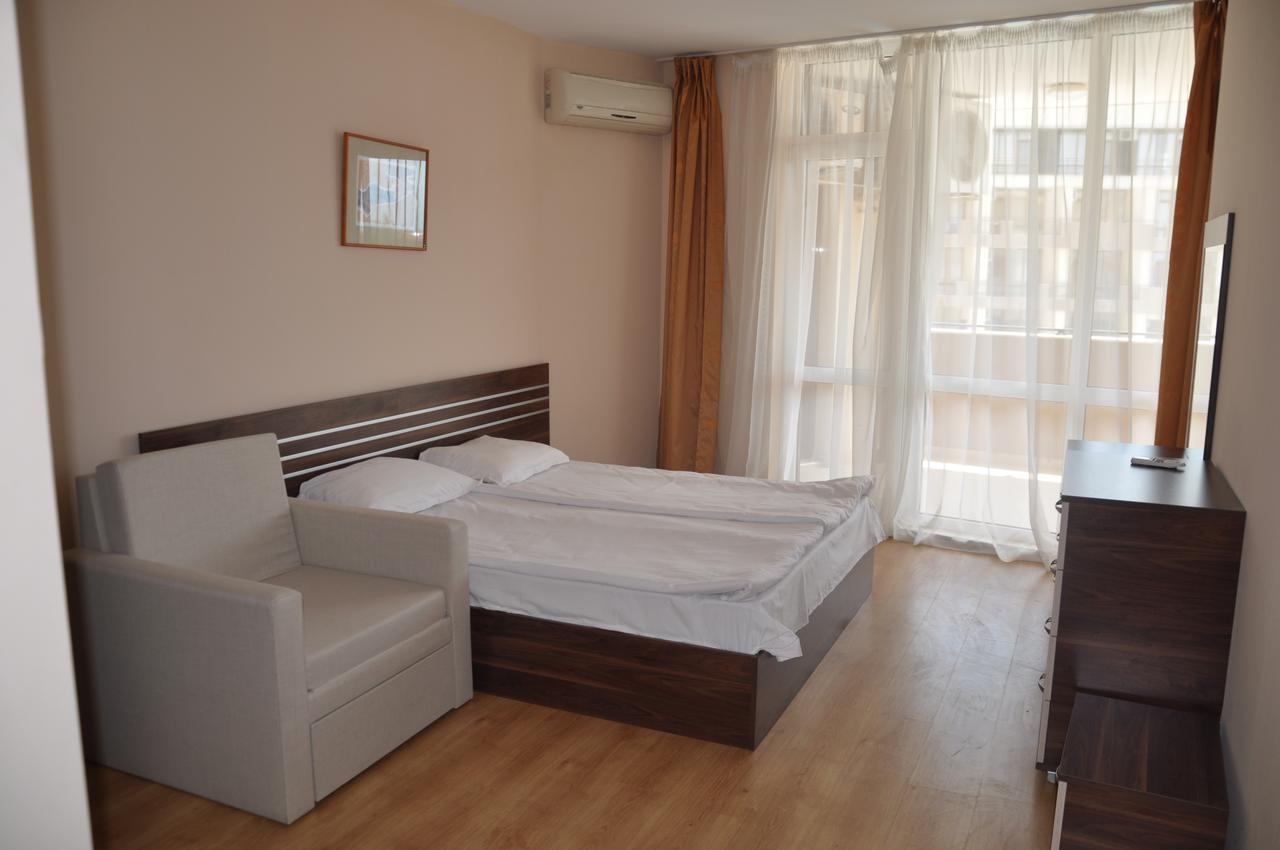 פומורי Luxor Apartments מראה חיצוני תמונה